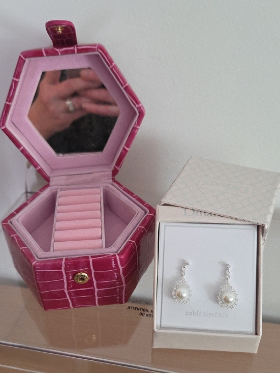 various Jewelry - Pearl Drop Halo Earrings in White & Silver & Pink Small Jewelry Box NWT
